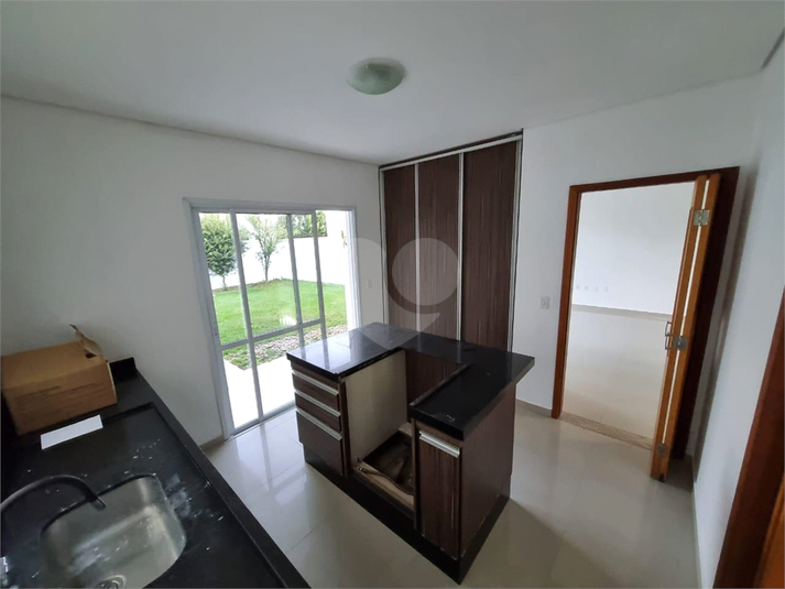 Foto REO1094319