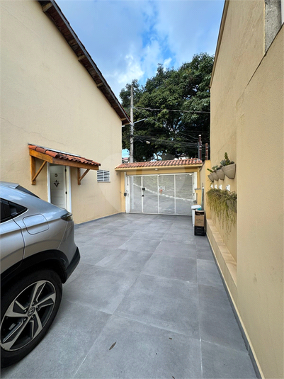 Foto REO1094323
