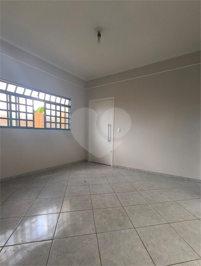 Foto REO1094334
