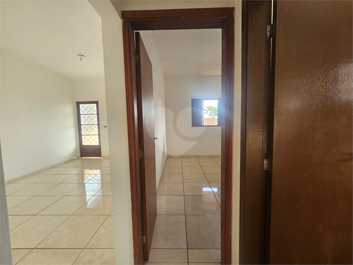 Foto REO1094346