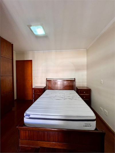 Foto REO1094347