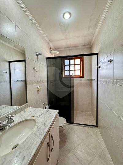 Foto REO1094347