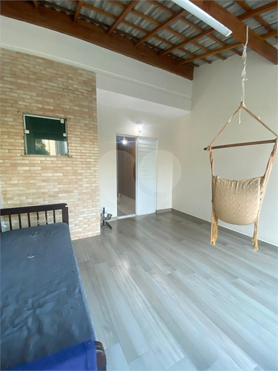 Foto REO1094349