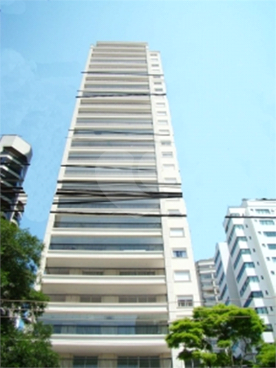 Foto REO1094355