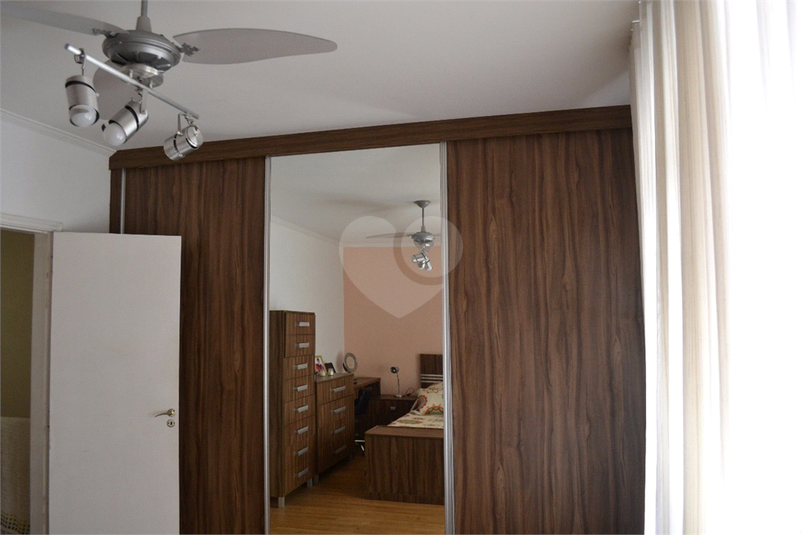 Foto REO1094357