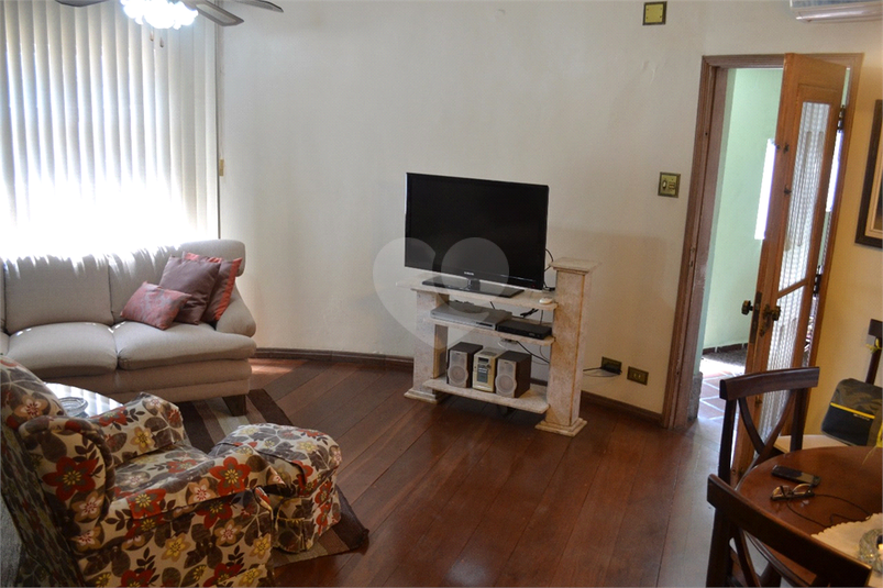 Foto REO1094357