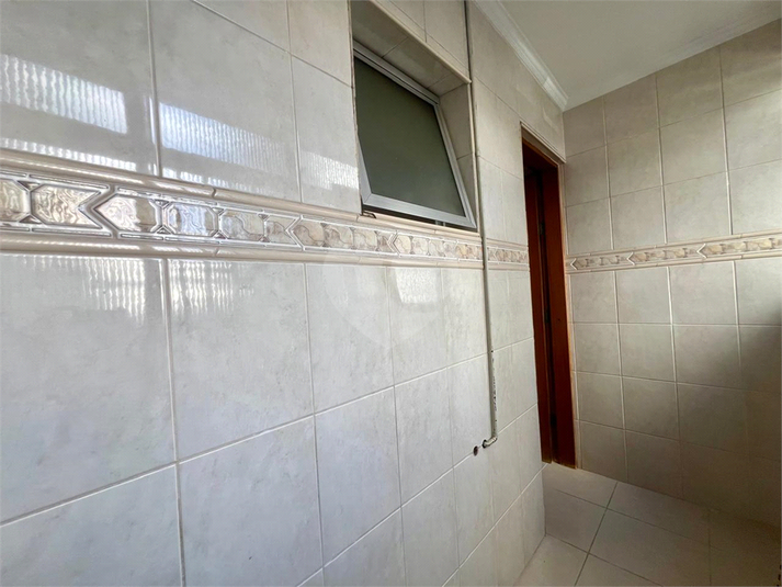 Foto REO1094377