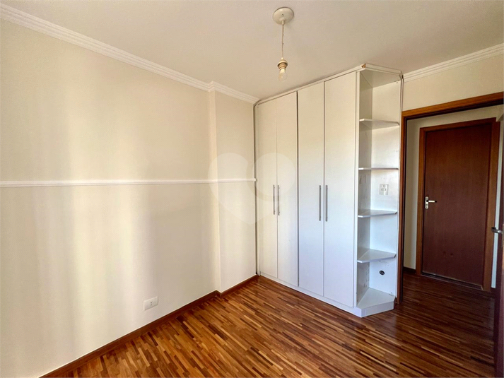 Foto REO1094377