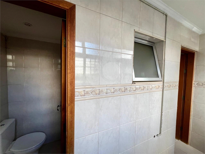 Foto REO1094377
