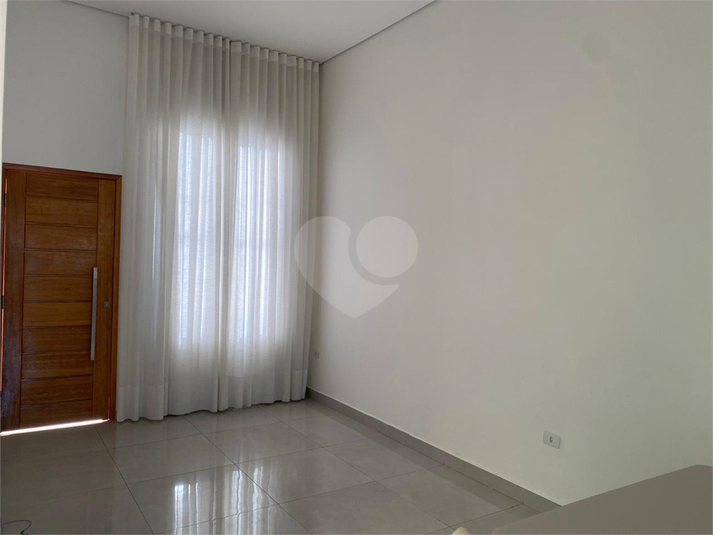 Foto REO1094394