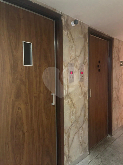 Foto REO1094399