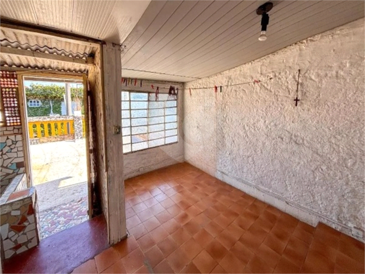 Foto REO1094433