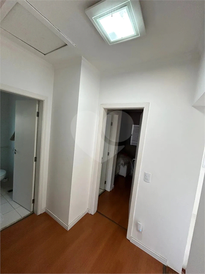 Foto REO1094437