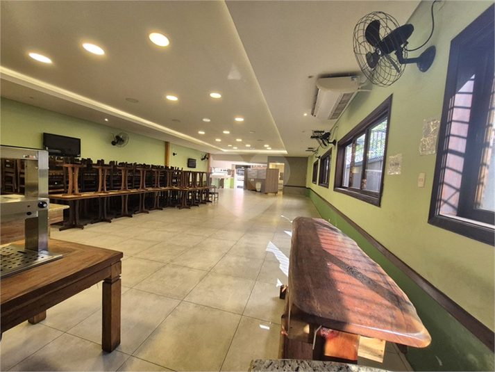 Foto REO1094441
