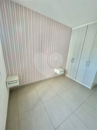 Foto REO1094446