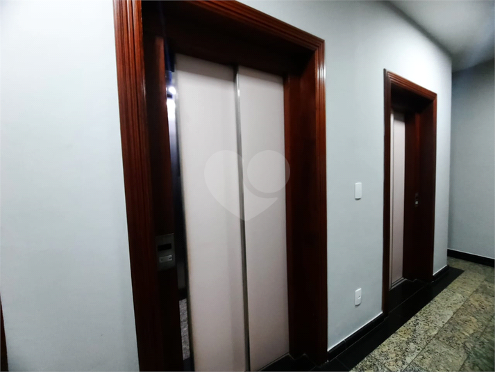 Foto REO1094449