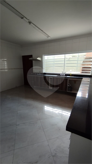 Foto REO1094455
