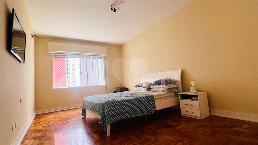 Foto REO1094456