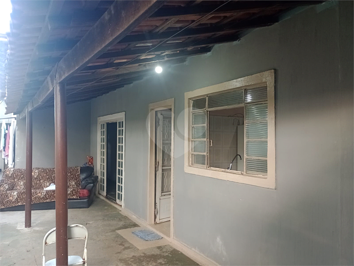 Foto REO1094471