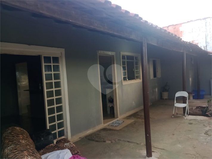 Foto REO1094471