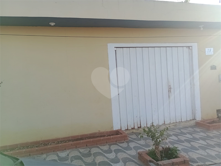 Foto REO1094471