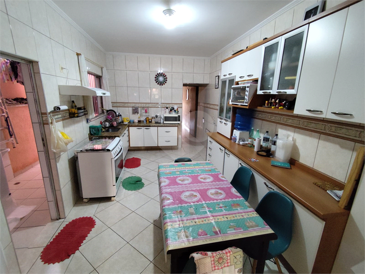 Foto REO1094479