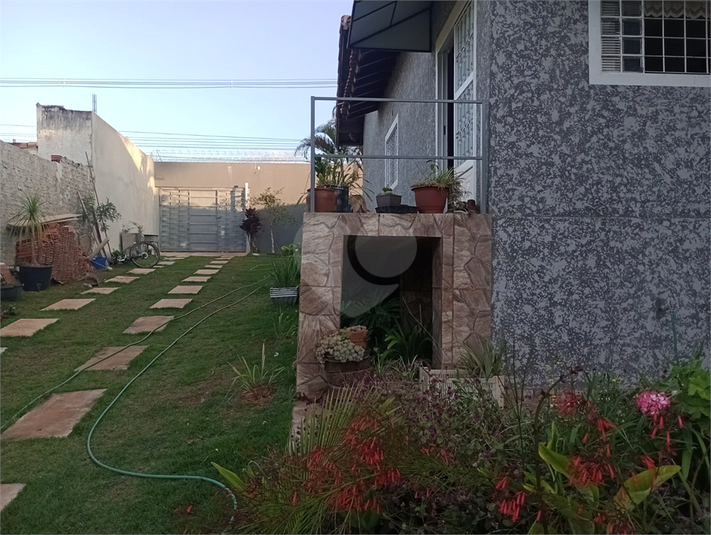 Foto REO1094482