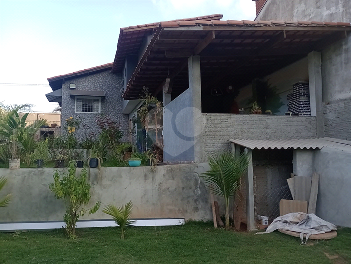 Foto REO1094482