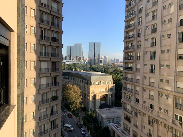 Foto REO1094485
