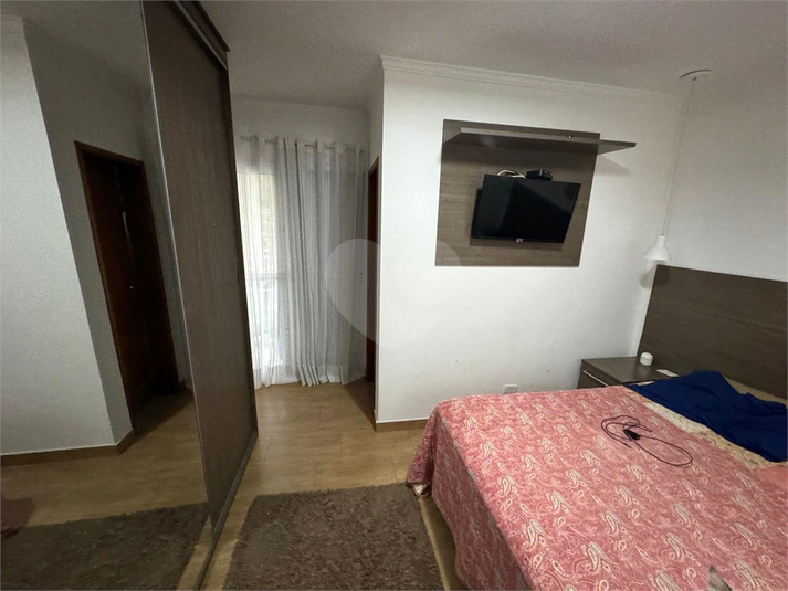 Foto REO1094488