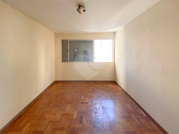 Foto REO1094493