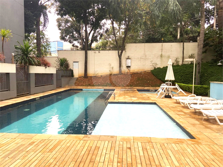Foto REO1094494