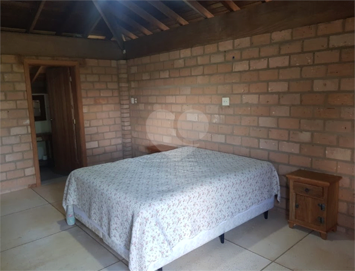 Foto REO1094498