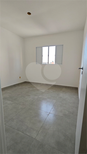 Foto REO1094501