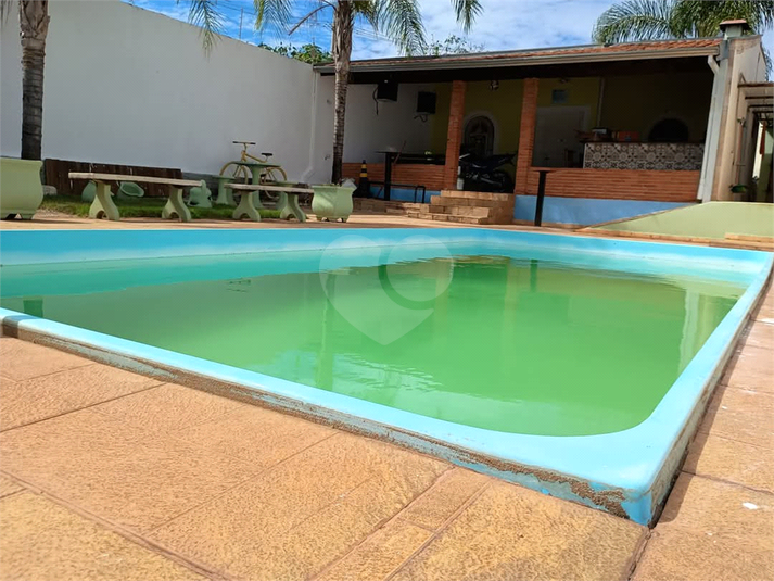 Foto REO1094525