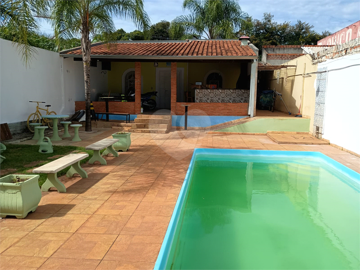 Foto REO1094525