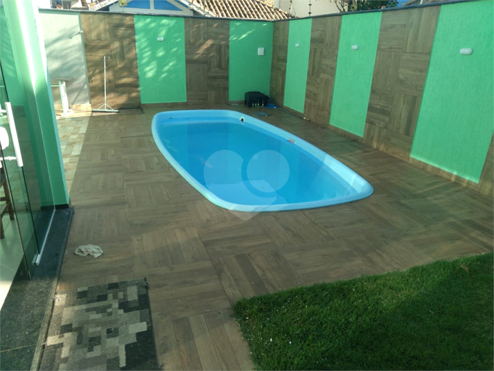 Foto REO1094529