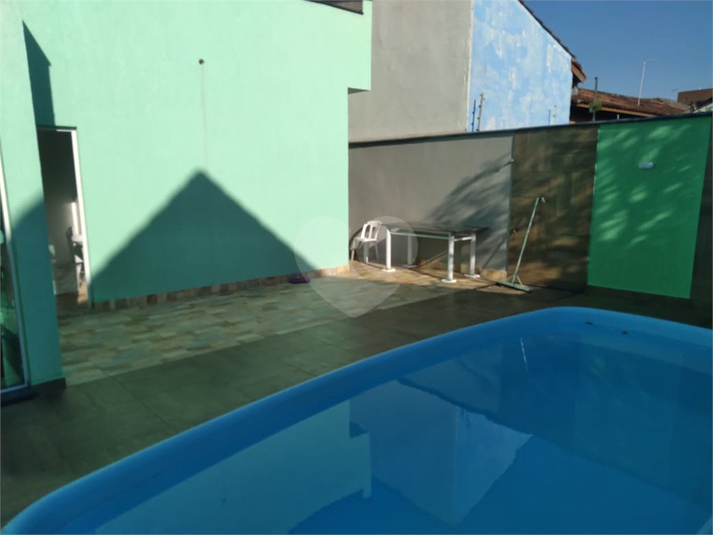 Foto REO1094529