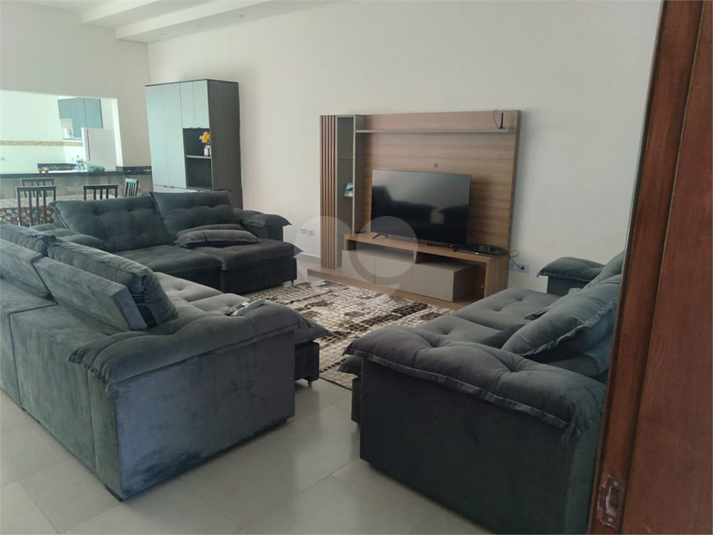 Foto REO1094529