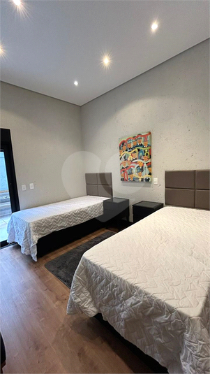 Foto REO1094530