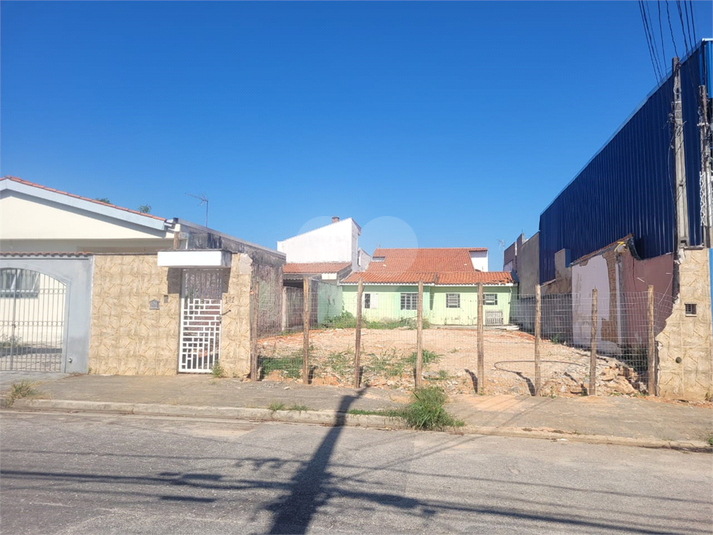 Foto REO1094532