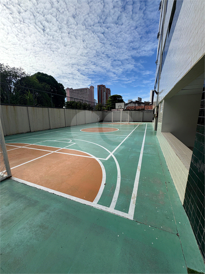 Foto REO1094543