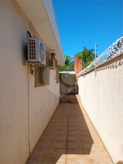 Foto REO1094547