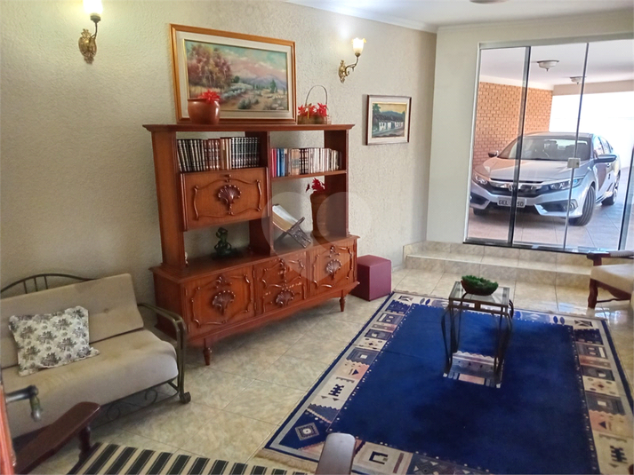 Foto REO1094547