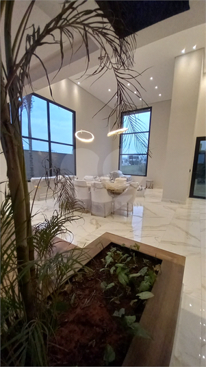 Foto REO1094599