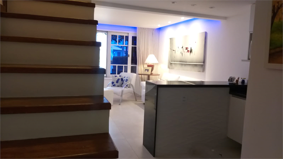 Foto REO1094607