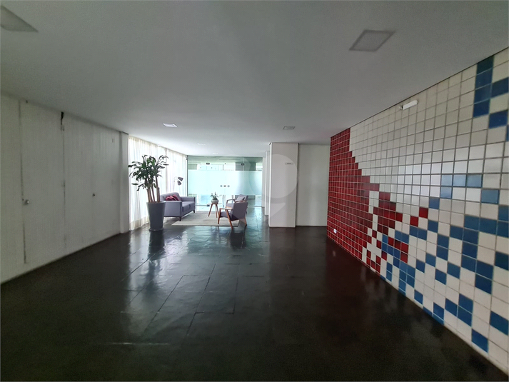 Foto REO1094610
