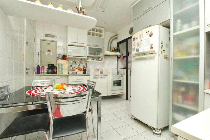 Foto REO1094611