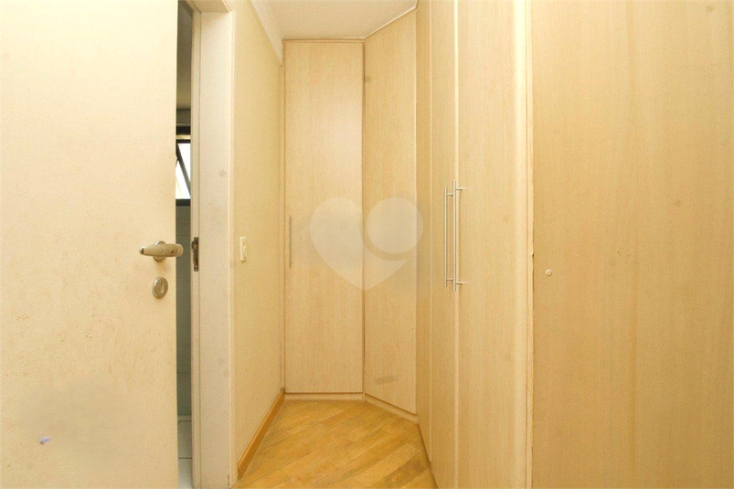 Foto REO1094611