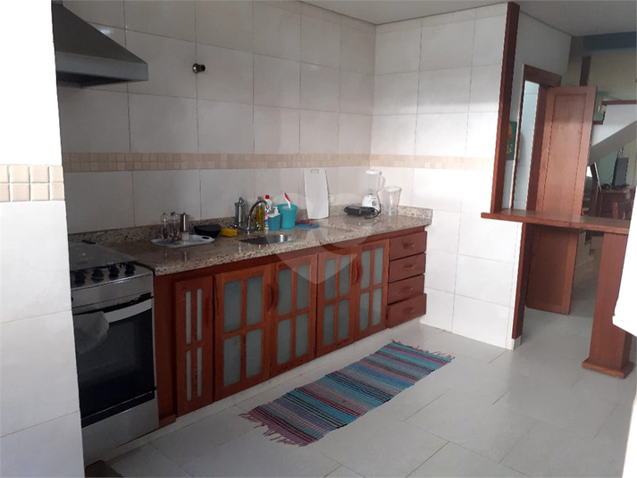 Foto REO1094615